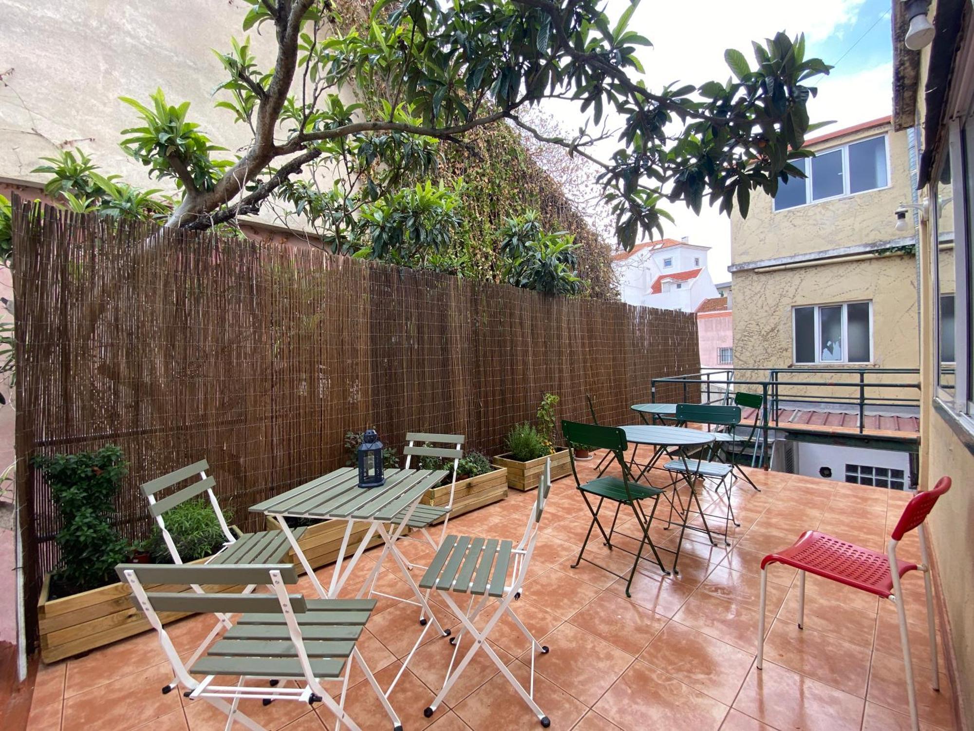 Terrace House Hostel Lissabon Buitenkant foto