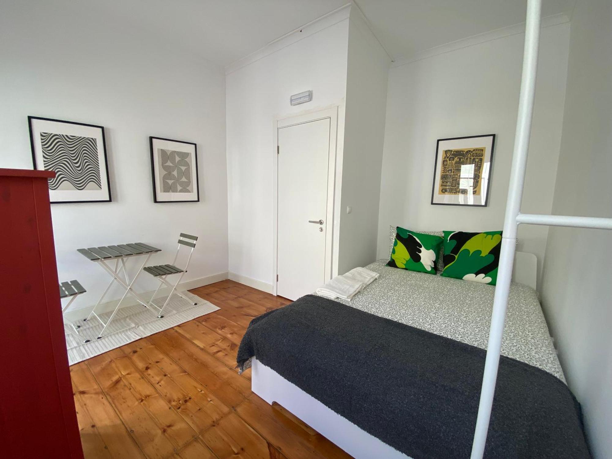 Terrace House Hostel Lissabon Buitenkant foto